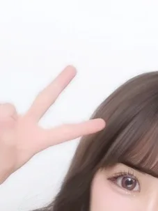 目に光が入って可愛いです！！
